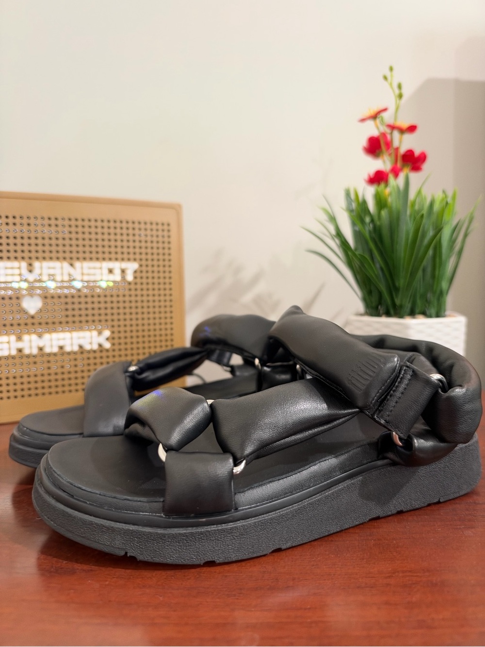 New Fitflop Gen-FF Sandal womens black size 8